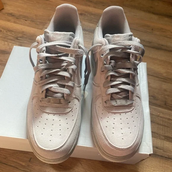 2011 Nike Air Force 1 Medium Grey Suede - Picture 4 of 14